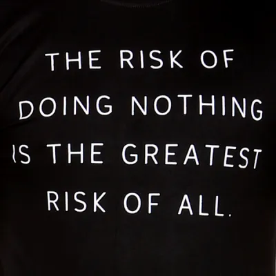 KAOS MOTIF Kaos Pria Spandek Tshirt Greatest Risk Hitam 2 ox_greatest_risk_hx_1