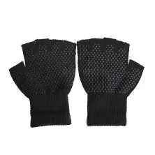 SARUNG TANGAN & MANSET Sarung Tangan Yoga Anti Slip Fitness Gloves Hitam
