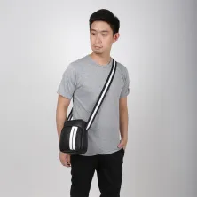 TAS SELEMPANG KECIL Tas Selempang Kulit Kecil Stiripe Leather Slingbag 03 Hitam