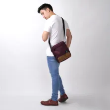 TAS SELEMPANG KECIL Elfs Tas Selempang Kecil Cordura Suede Sling Bag Marun